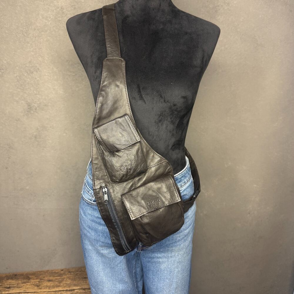 Cuoieria Fiorentina Italian Leather Sling Crossbody Bag Brown Made in Italy